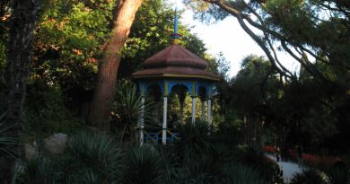 Экскурсии в `Верхний парк Никитский ботанический сад.` из Паркового