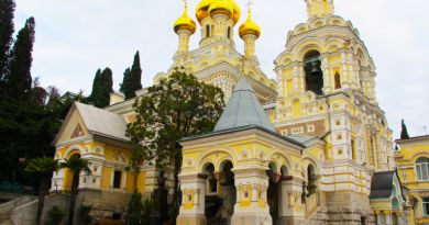 Экскурсии в `Собор Александра Невского` из Паркового